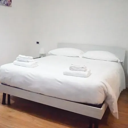 Hotel La Boheme E 2*