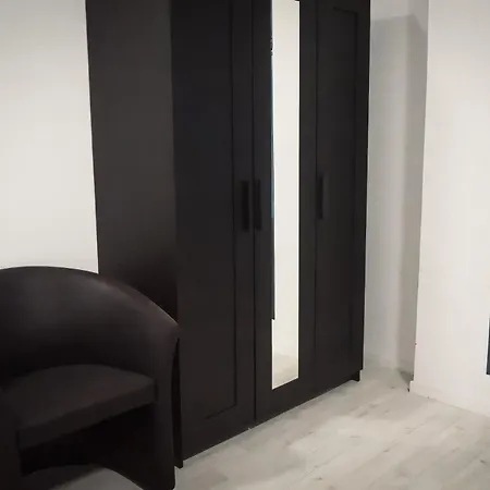 Hotel La Boheme E 2*