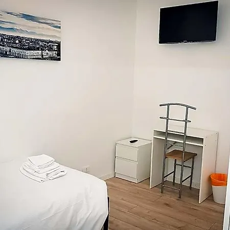 La Boheme Smart Hotel 2*