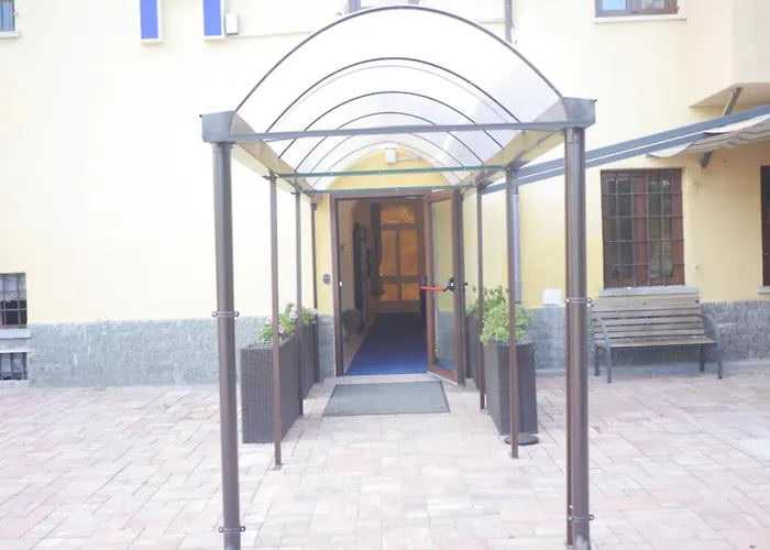 Hotel La Boheme E 2*