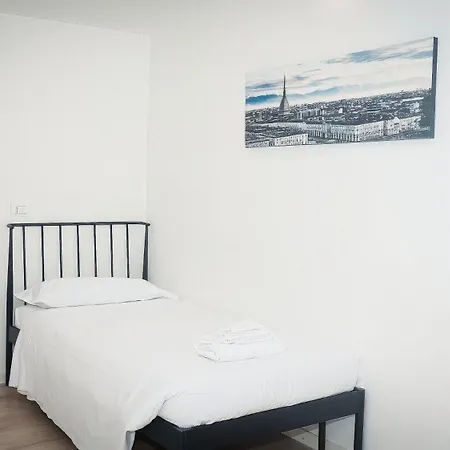 Hotel La Boheme E 2*