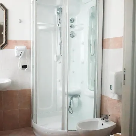 ホテル La Boheme Smart トリノ