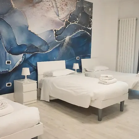 Hotel La Boheme E