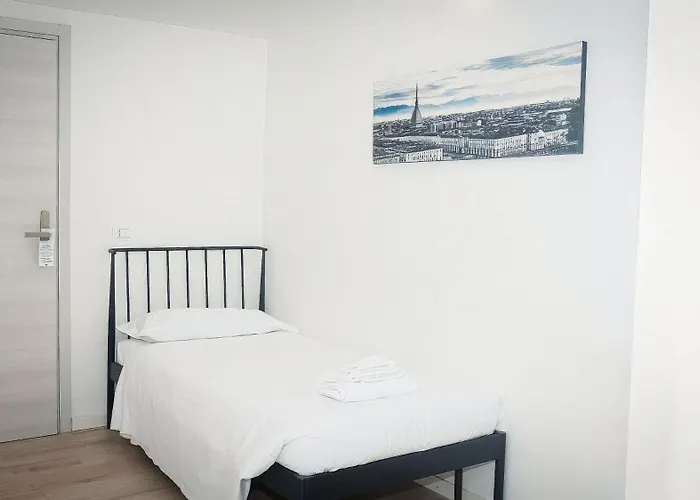 מלון La Boheme Smart 2*